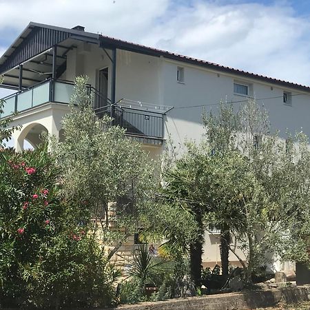 Lovely Sea View House 2 In Malinska Island Krk Extérieur photo